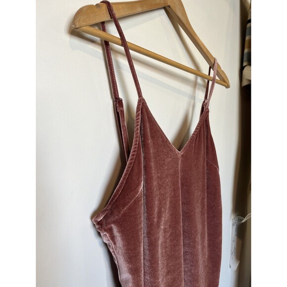 Seek The Label Dusty Pink Velvet Mini Slip Dress Size Small - Picture 5 of 11